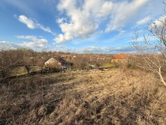 Teren cu deal, panorama si potential de investitie – Cornesti